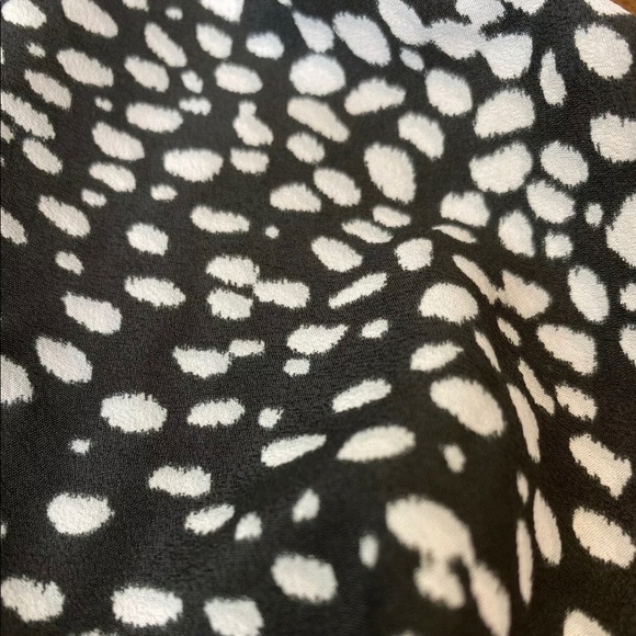 🔥SOLD🔥Michael Kors ♦️ Halter Cowl Tank - Picture 9 of 9